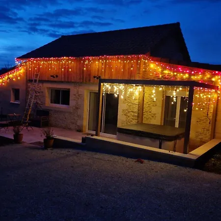 Holiday home En Perigord Avec Prive Et Wifi - Fr-1-616-541 Journiac
